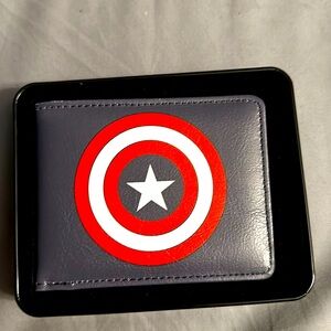 Captain America Shield double sided bifold wallet with collectible tin box